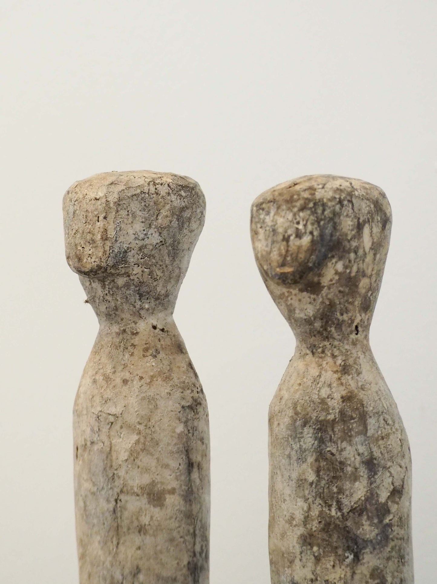 Pair of White Ancestor Figures from Ghana / Decorative Tribal Art