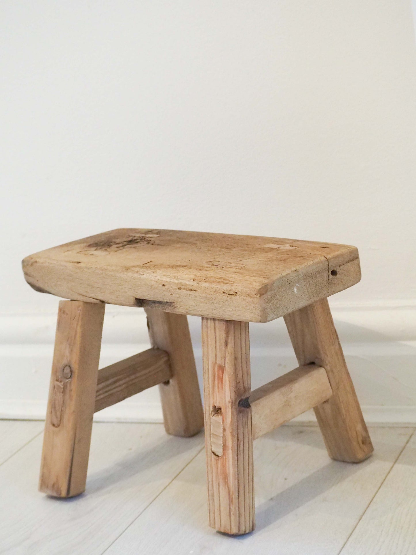 Antique Vintage Small Elm Rustic Wooden Farmhouse Stool / Milking Stool