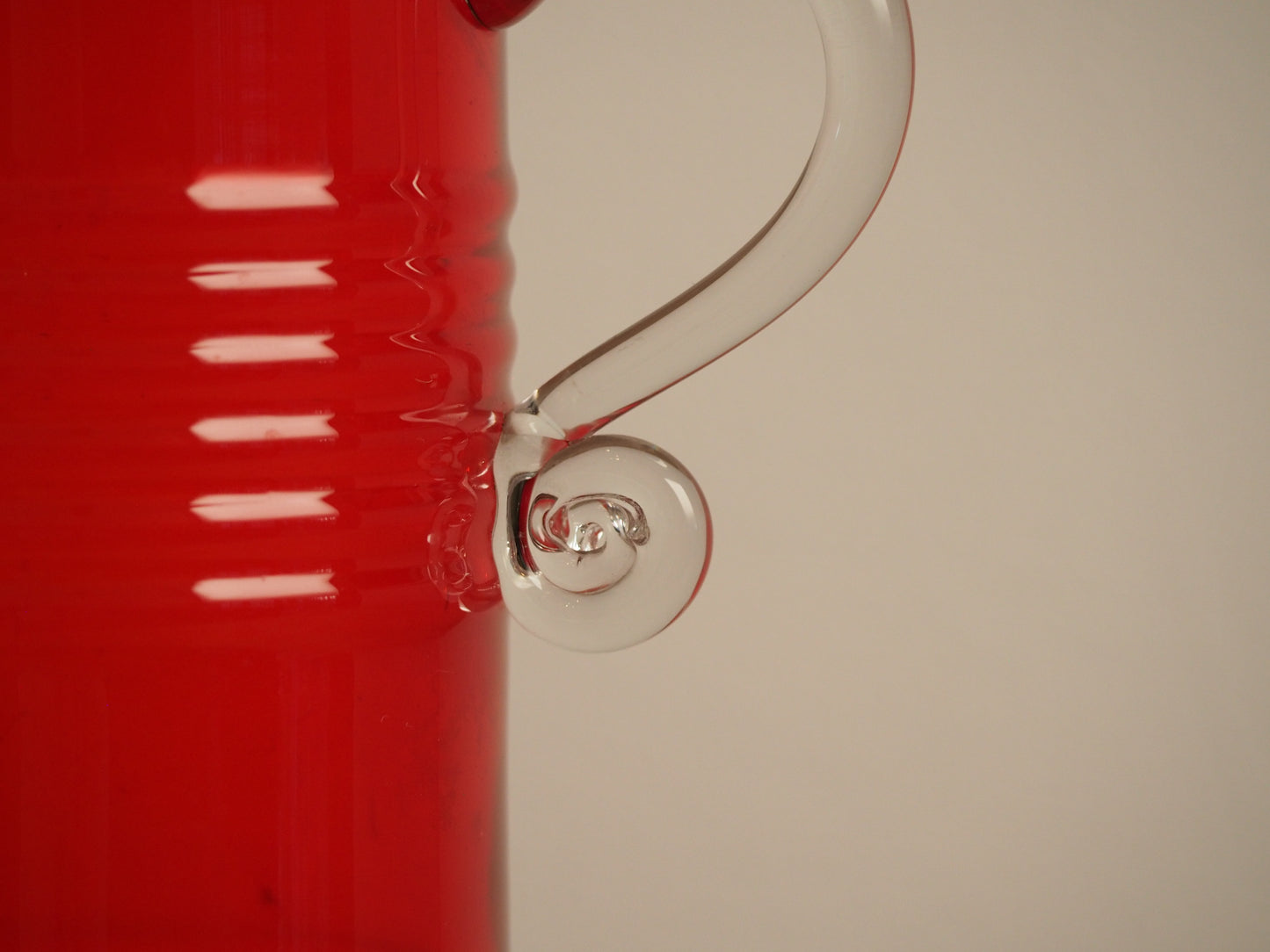 Tamara Aladin Kleopatra Glass Vase for Riihimaen Lasi c1969 in Red with Sticker