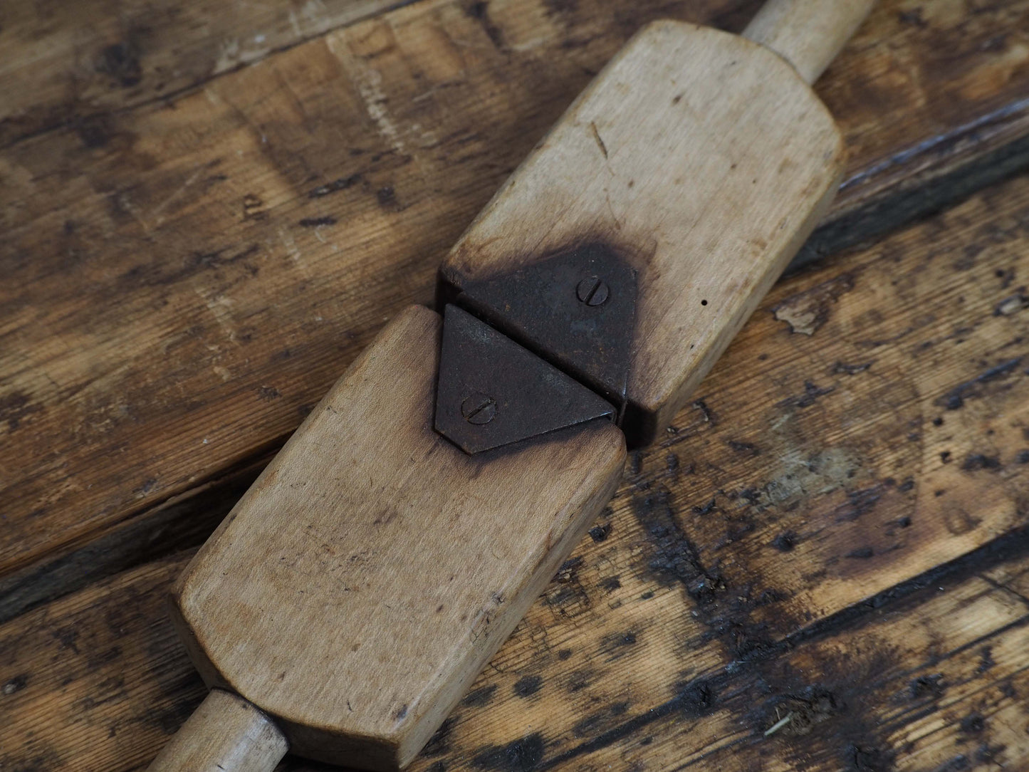 Antique Vintage Primitive Wooden Lemon Squeezer / Fruit Juicer