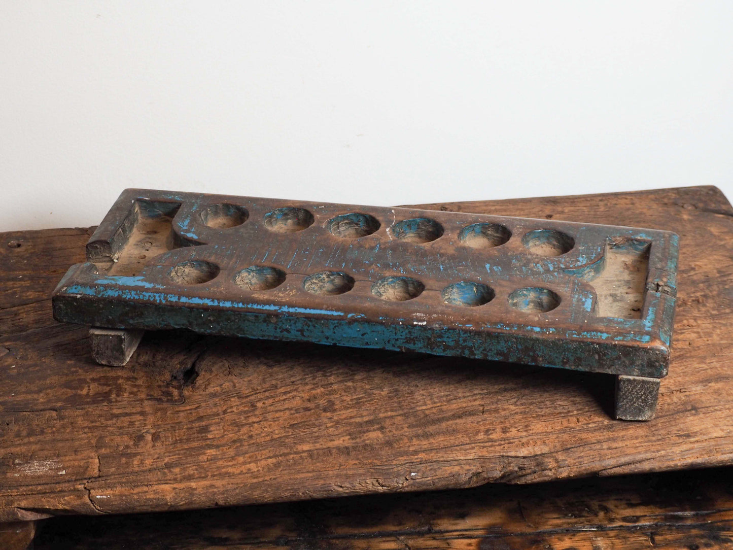 Vintage Antique Teak Indian Wooden Mancala Game Board / 19th-Century Pallanguzhi Board