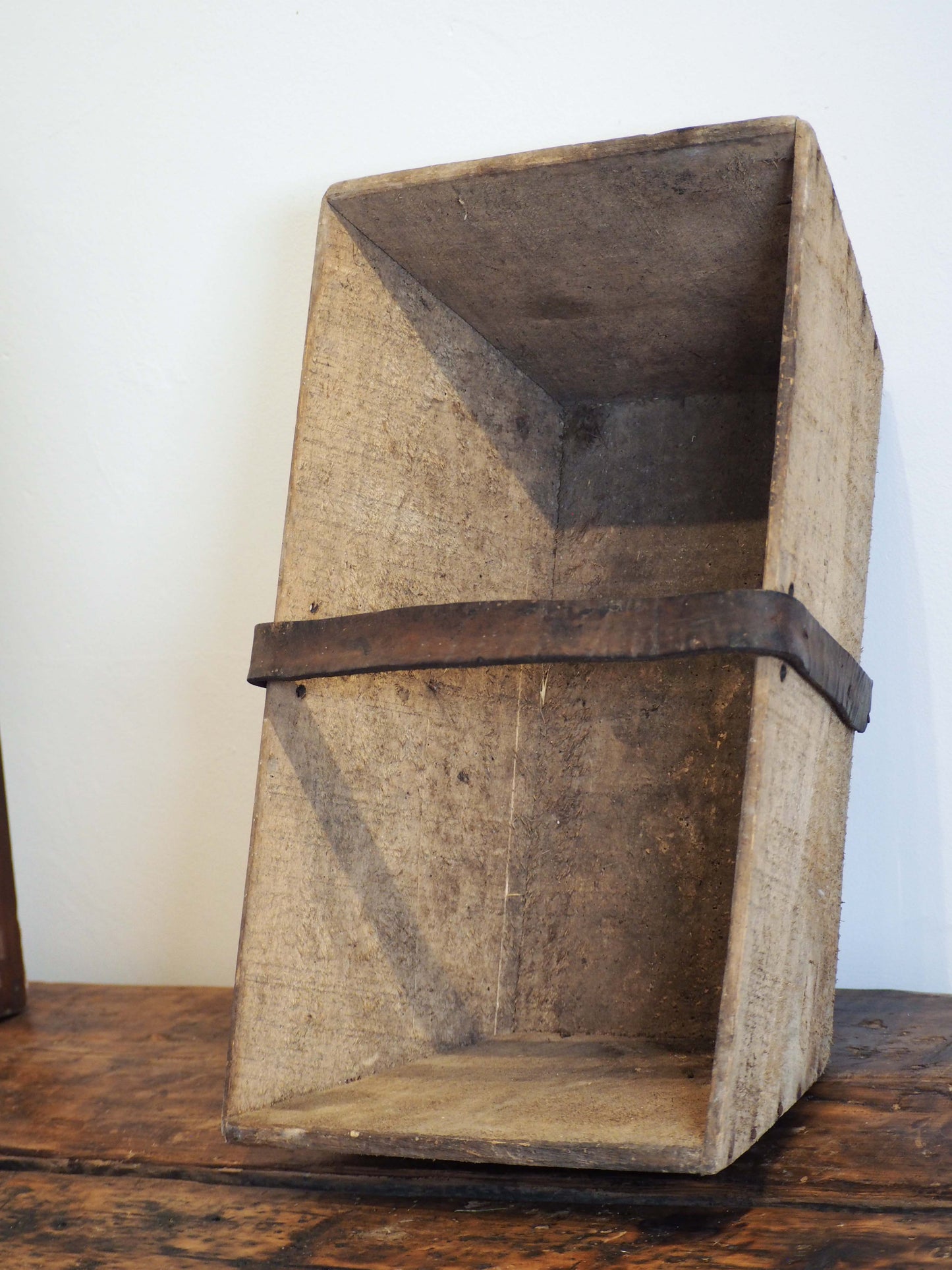 Authentic Vintage French Wooden Harvest Trug Trough with Leather Handle / Fruit, Grape Picking Box