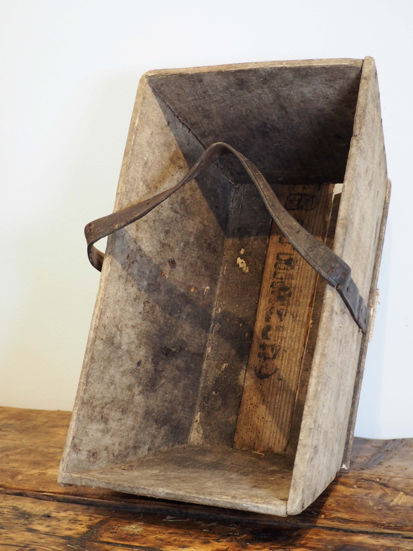 Authentic Vintage French Wooden Harvest Trug Trough with Leather Handle / Fruit, Grape Picking Box